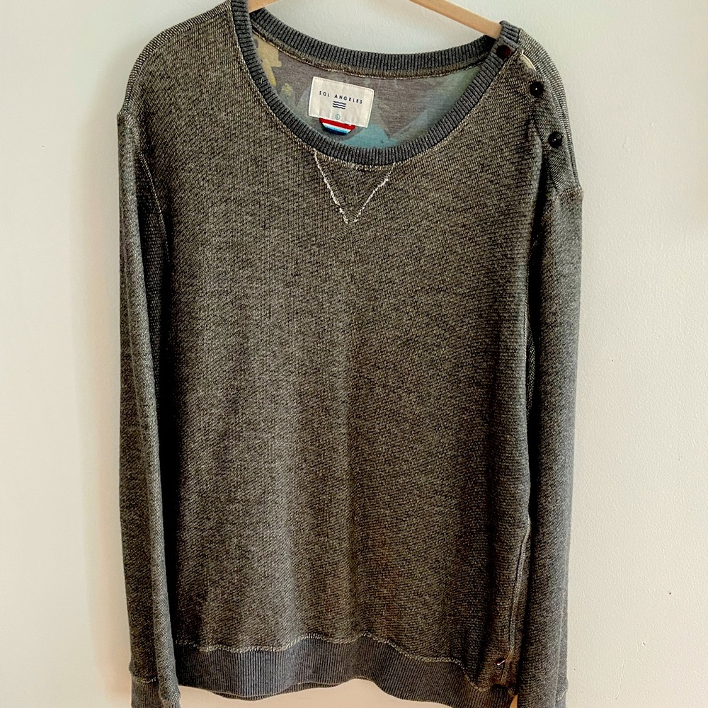 Large Men’s Sol Angeles grey sweater NWOT!